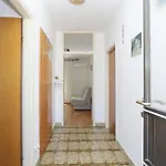 Grebastica 4881a Apartment Baselovici