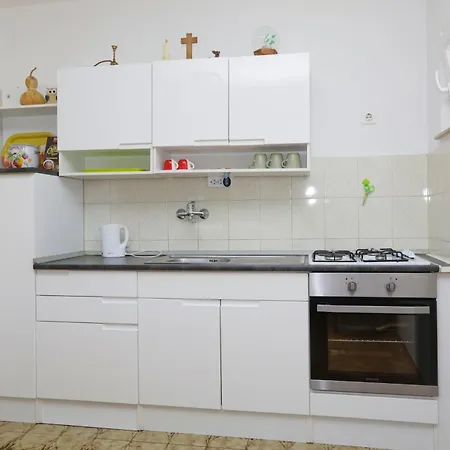 Grebastica 4881a Appartement *