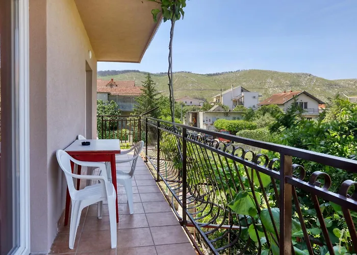 Appartement Grebastica 4881a Baselovici