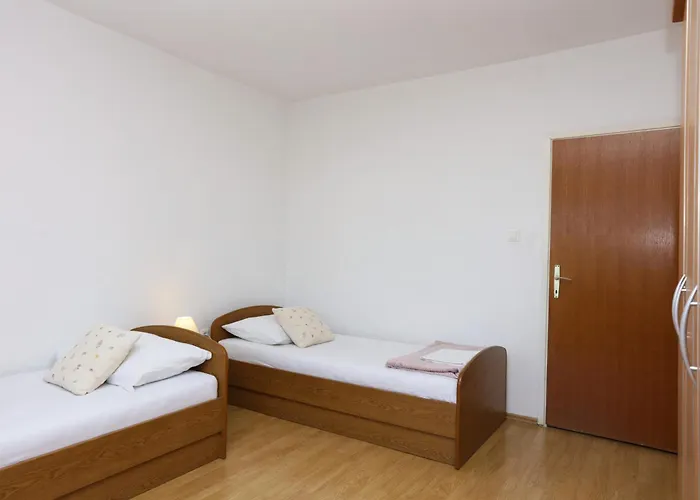 Grebastica 4881a Appartement